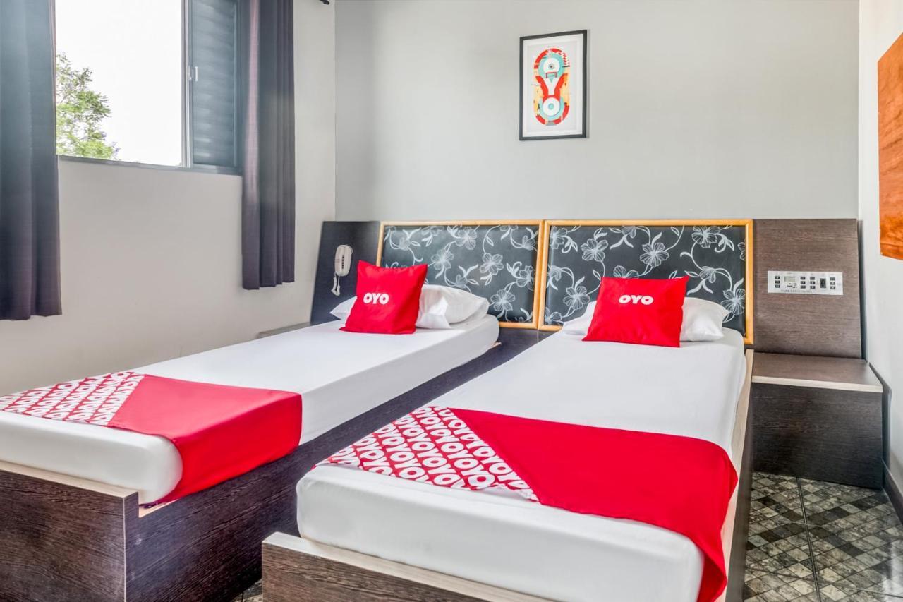 Oyo Hotel Park Leste, Sao Paulo (Adults Only) Ngoại thất bức ảnh